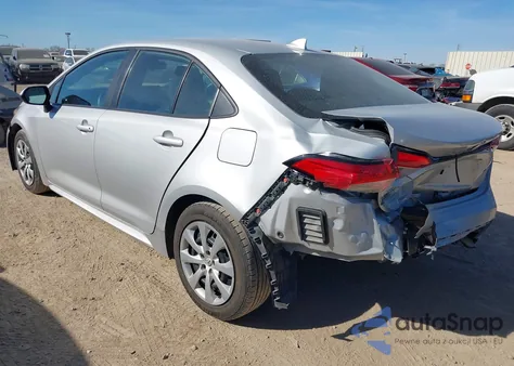 2022 Toyota Corolla Le z USA, uszkodzony, nr VIN 5YFEPMAE4NP348027